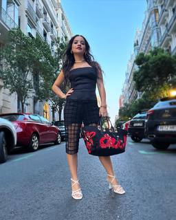Natalia Reyes feet photo 17