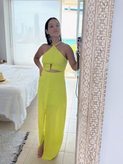Natalia Reyes feet photo 3