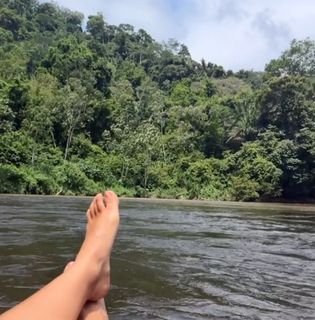 Natalia Reyes feet photo 19