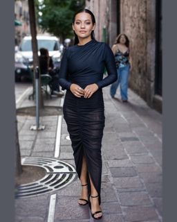 Natalia Reyes feet photo 12