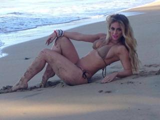 Natalia Rivera feet photo 3