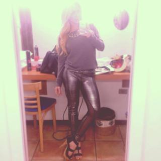 Natalia Rivera feet photo 3