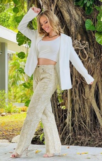 Natalia Rivera feet photo 10