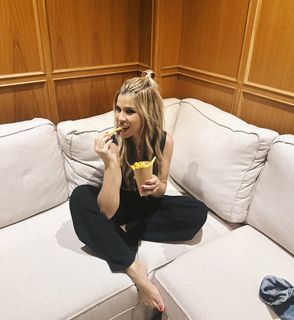 Natalia Rodríguez feet photo 3