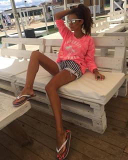 Natalia Siwiec feet photo thumbnail