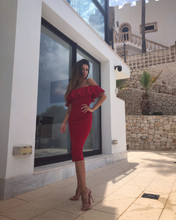 Natalia Siwiec feet photo thumbnail