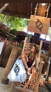 Natalia Siwiec feet photo thumbnail
