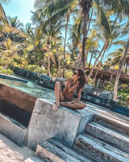 Natalia Siwiec feet photo thumbnail