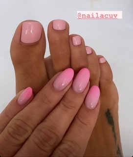 Natalia Siwiec feet photo thumbnail
