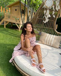 Natalia Siwiec feet photo thumbnail
