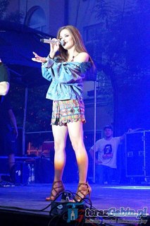 Natalia Szroeder feet photo 7