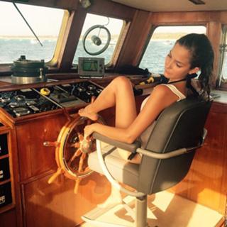 Natalia Sánchez feet photo 10