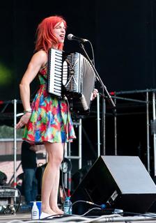 Natalia Tena feet photo thumbnail