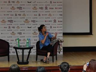 Natalia Tena feet photo thumbnail