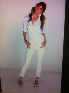 Natalia Téllez feet photo thumbnail