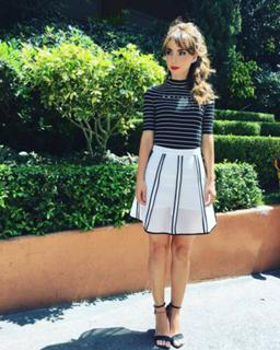 Natalia Téllez feet photo thumbnail