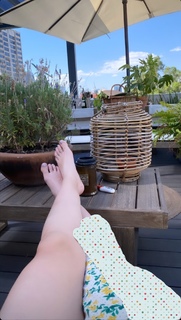 Natalia Téllez feet photo thumbnail