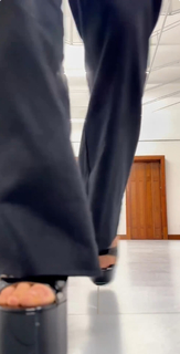 Natalia Téllez feet photo thumbnail