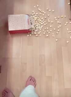 Natalia Valenzuela feet photo 3