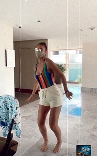 Natalia Valenzuela feet photo 6