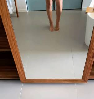 Natalia Valenzuela feet photo 4