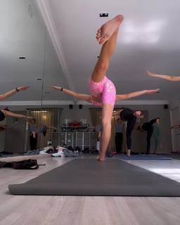 Natalia Valenzuela feet photo 14