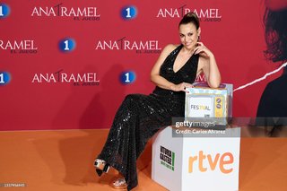 Natalia Verbeke feet photo 4