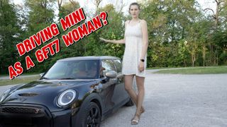 Natalia Vieru feet photo thumbnail