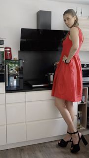 Natalia Vieru feet photo thumbnail
