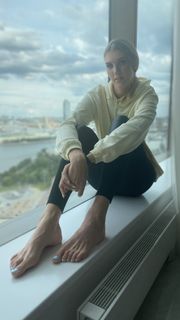 Natalia Vieru feet photo thumbnail