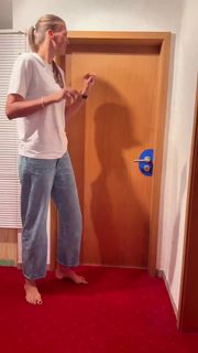 Natalia Vieru feet photo thumbnail