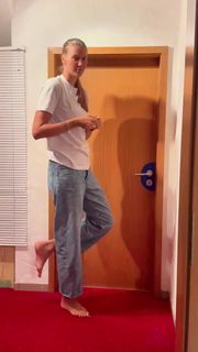 Natalia Vieru feet photo thumbnail