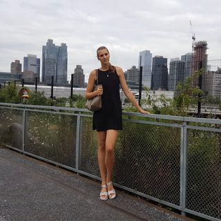 Natalia Vieru feet photo thumbnail