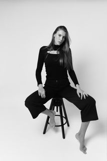 Natalia Vieru feet photo thumbnail