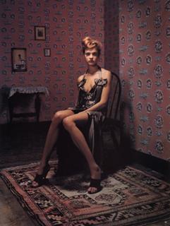 Natalia Vodianova feet photo thumbnail