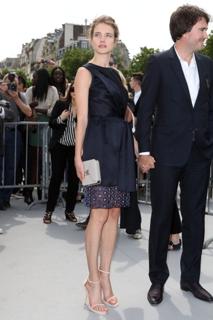 Natalia Vodianova feet photo thumbnail