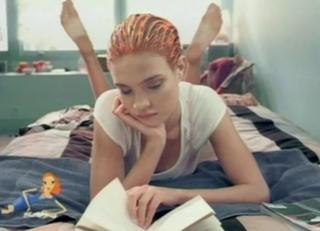 Natalia Vodianova feet photo thumbnail