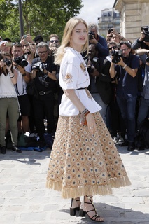 Natalia Vodianova feet photo thumbnail