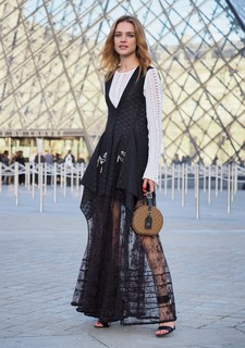 Natalia Vodianova feet photo thumbnail