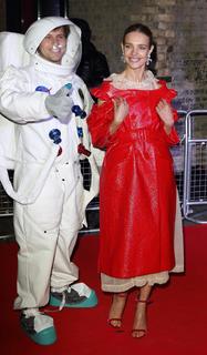 Natalia Vodianova feet photo thumbnail