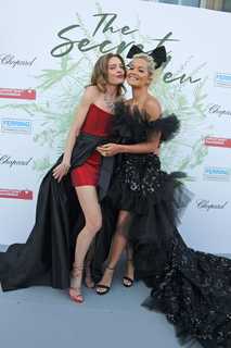 Natalia Vodianova feet photo thumbnail