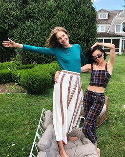 Natalia Vodianova feet photo thumbnail