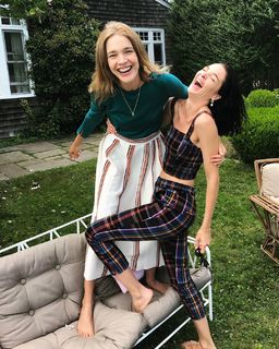 Natalia Vodianova feet photo thumbnail