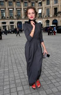 Natalia Vodianova feet photo thumbnail