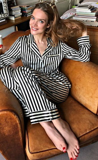 Natalia Vodianova feet photo thumbnail