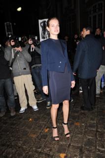 Natalia Vodianova feet photo thumbnail