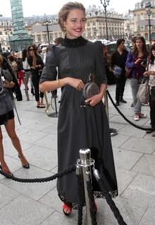 Natalia Vodianova feet photo thumbnail