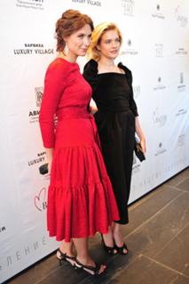 Natalia Vodianova feet photo thumbnail