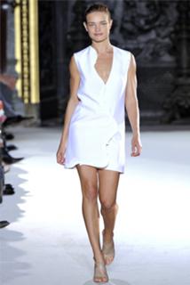 Natalia Vodianova feet photo thumbnail