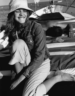 Natalia Vodianova feet photo thumbnail